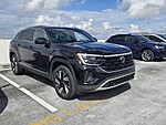 Used 2024 Volkswagen Atlas Cross Sport 2.0T SEL 4MOTION in DAVIE, FLORIDA (Photo 4)