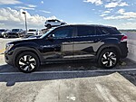 Used 2024 Volkswagen Atlas Cross Sport 2.0T SE W/TECHNOLOGY FWD in DAVIE, FLORIDA (Photo 4)