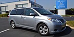 Used 2017 TOYOTA SIENNA LE in HIGHLAND PARK, ILLINOIS