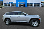 Used 2022 JEEP GRAND CHEROKEE L LAREDO in ANTIOCH, ILLINOIS (Photo 9)
