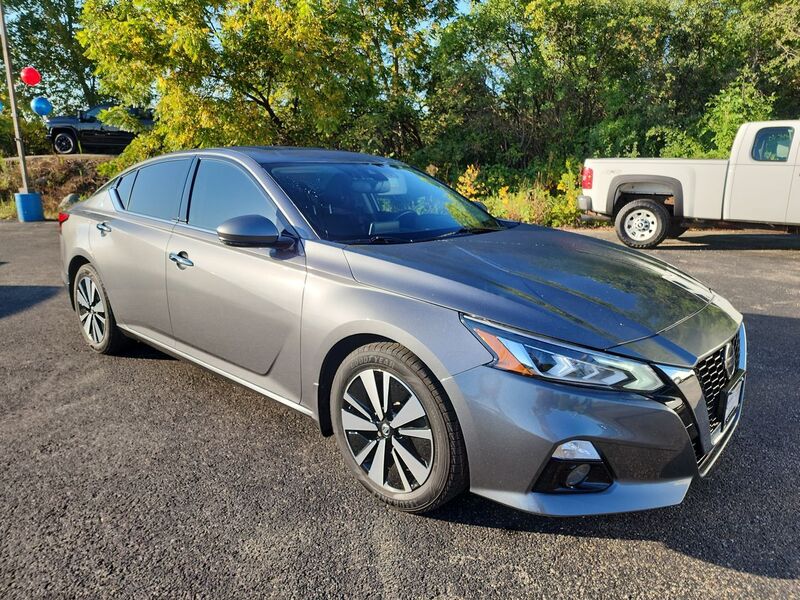 Used 2020 NISSAN ALTIMA 2.5 SV in ANTIOCH, ILLINOIS