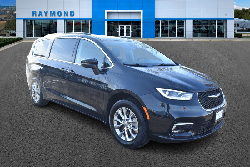 Used 2022 CHRYSLER PACIFICA TOURING L in ANTIOCH, ILLINOIS