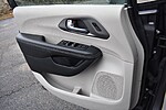 Used 2023 CHRYSLER PACIFICA TOURING L in ANTIOCH, ILLINOIS (Photo 32)