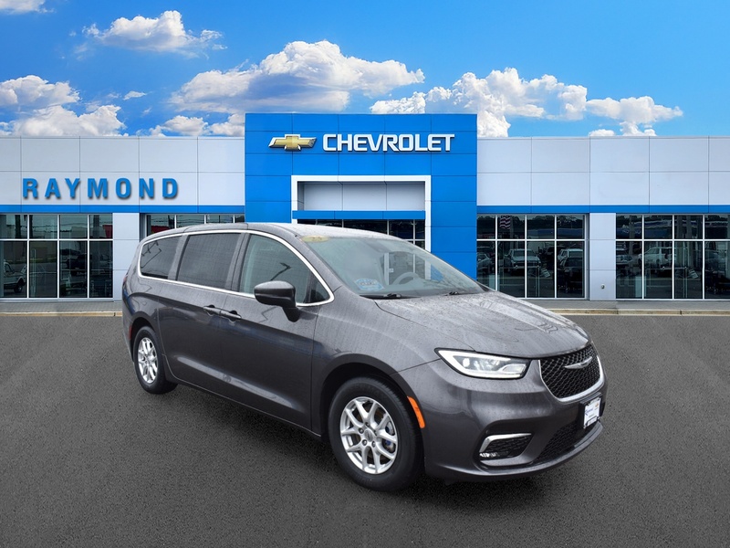 Used 2023 CHRYSLER PACIFICA TOURING L in ANTIOCH, ILLINOIS