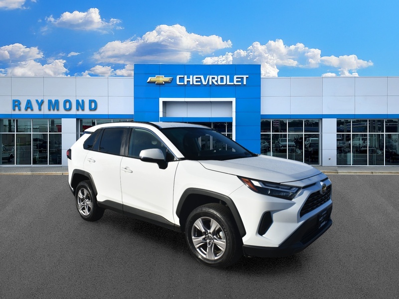 Used 2025 TOYOTA RAV4 XLE in ANTIOCH, ILLINOIS