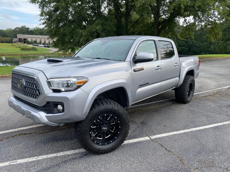 Used 2018 TOYOTA TACOMA TRD SPORT DOUBLE CAB 5' BED V6 4X4 AT in GREENVILLE, SOUTH CAROLINA