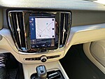 Used 2019 VOLVO S60 T5 FWD MOMENTUM in GREENVILLE, SOUTH CAROLINA (Photo 7)