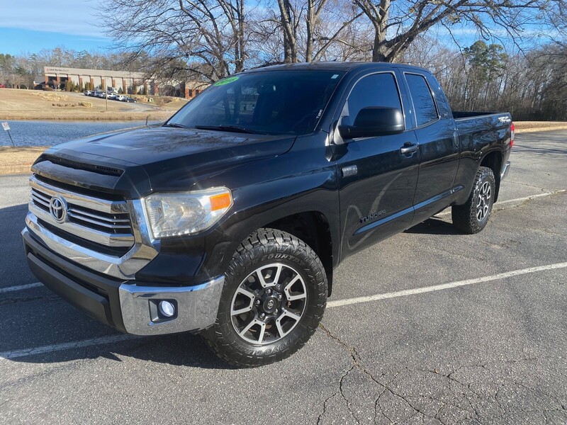 Used 2016 TOYOTA TUNDRA DOUBLE CAB 5.7L FFV V8 6-SPD AT SR5 in GREENVILLE, SOUTH CAROLINA
