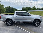 Used 2019 TOYOTA TACOMA TRD OFF ROAD DOUBLE CAB 5' BED V6 AT in GREENVILLE, SOUTH CAROLINA (Photo 5)