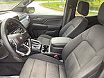 Used 2023 CHEVROLET COLORADO 4WD CREW CAB LT in GREENVILLE, SOUTH CAROLINA (Photo 9)