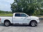 Used 2019 RAM 1500 CLASSIC LARAMIE 4X4 CREW CAB 5'7