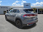Used 2026 Volkswagen Atlas Cross Sport 2.0T SE W/TECHNOLOGY in JACKSONVILLE, FLORIDA (Photo 6)