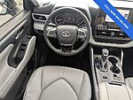 Used 2021 TOYOTA HIGHLANDER XLE in JACKSONVILLE, FLORIDA (Photo 17)