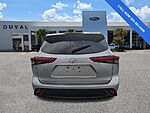 Used 2021 TOYOTA HIGHLANDER XLE in JACKSONVILLE, FLORIDA (Photo 5)