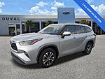 Used 2021 TOYOTA HIGHLANDER XLE in JACKSONVILLE, FLORIDA (Photo 8)