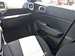Used 2021 HYUNDAI VENUE SE in JACKSONVILLE, FLORIDA (Photo 17)