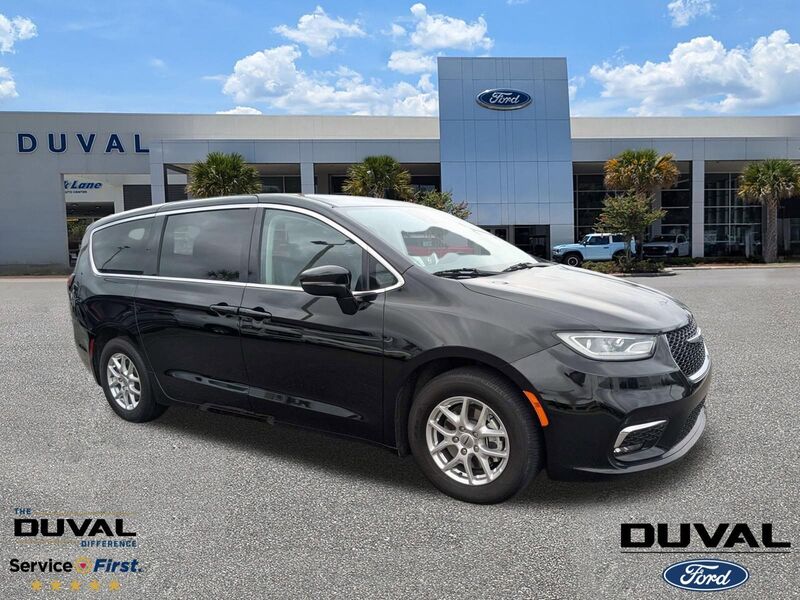 Used 2024 CHRYSLER PACIFICA TOURING L in JACKSONVILLE, FLORIDA