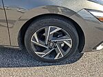 Used 2025 HYUNDAI ELANTRA LIMITED in JACKSONVILLE, FLORIDA (Photo 11)