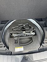Used 2024 TOYOTA COROLLA CROSS LE in JACKSONVILLE, FLORIDA (Photo 13)