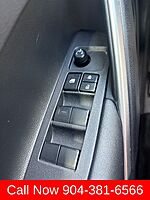 Used 2024 TOYOTA COROLLA CROSS LE in JACKSONVILLE, FLORIDA (Photo 15)