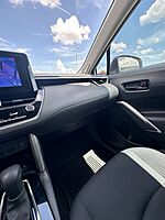 Used 2024 TOYOTA COROLLA CROSS LE in JACKSONVILLE, FLORIDA (Photo 28)