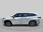 Used 2023 TOYOTA HIGHLANDER XLE in JACKSONVILLE, FLORIDA (Photo 15)