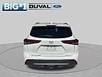 Used 2023 TOYOTA HIGHLANDER XLE in JACKSONVILLE, FLORIDA (Photo 6)