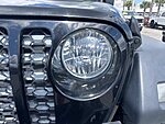 Used 2023 JEEP GLADIATOR SPORT S in JACKSONVILLE, FLORIDA (Photo 10)