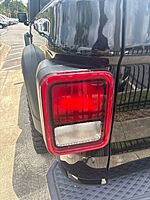 Used 2023 JEEP GLADIATOR SPORT S in JACKSONVILLE, FLORIDA (Photo 9)