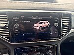 Used 2022 Volkswagen Atlas Cross Sport 3.6L V6 SE W/TECHNOLOGY in JACKSONVILLE, FLORIDA (Photo 22)