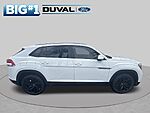Used 2022 Volkswagen Atlas Cross Sport 3.6L V6 SE W/TECHNOLOGY in JACKSONVILLE, FLORIDA (Photo 4)