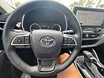 Used 2023 TOYOTA HIGHLANDER XLE in JACKSONVILLE, FLORIDA (Photo 16)