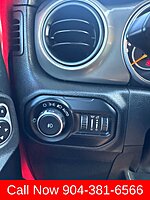 Used 2018 JEEP WRANGLER UNLIMITED SPORT S in JACKSONVILLE, FLORIDA (Photo 25)