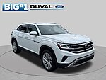 Used 2022 Volkswagen Atlas Cross Sport 2.0T SE W/TECHNOLOGY in JACKSONVILLE, FLORIDA (Photo 2)