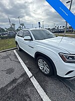 Used 2022 Volkswagen Atlas Cross Sport 2.0T SE W/TECHNOLOGY in JACKSONVILLE, FLORIDA (Photo 4)