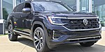 New 2025 VOLKSWAGEN ATLAS CROSS SPORT 2.0T SEL PREMIUM R-LINE in CRYSTAL LAKE, ILLINOIS