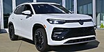 New 2025 VOLKSWAGEN TIGUAN 2.0T SEL R-LINE in CRYSTAL LAKE, ILLINOIS