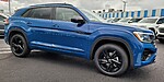 New 2025 VOLKSWAGEN ATLAS CROSS SPORT 2.0T SEL R-LINE BLACK in JACKSONVILLE, FLORIDA