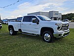 New 2025 CHEVROLET SILVERADO 3500 4WD CREW CAB 172