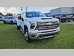 New 2025 CHEVROLET SILVERADO 3500 4WD CREW CAB 172