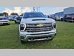 New 2025 CHEVROLET SILVERADO 3500 4WD CREW CAB 172