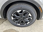 New 2025 KIA SORENTO S FWD in SEBRING, FLORIDA (Photo 16)