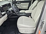 New 2025 KIA SORENTO S FWD in SEBRING, FLORIDA (Photo 9)