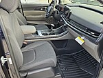 New 2026 KIA CARNIVAL LX FWD in SEBRING, FLORIDA (Photo 15)