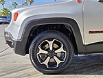 Used 2019 JEEP RENEGADE TRAILHAWK 4X4 in LAS VEGAS, NEVADA (Photo 11)