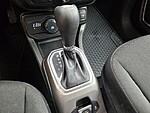 Used 2022 JEEP RENEGADE LATITUDE 4X4 in LAS VEGAS, NEVADA (Photo 28)