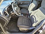 Used 2022 JEEP RENEGADE LATITUDE 4X4 in LAS VEGAS, NEVADA (Photo 12)