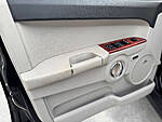 Used 2007 JEEP COMMANDER LIMITED 4DR SUV 4WD in GARNER , NORTH CAROLINA (Photo 11)