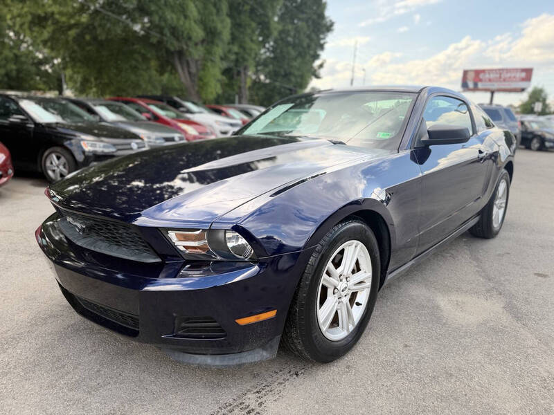 Used 2011 FORD MUSTANG V6 PREMIUM 2DR FASTBACK in GARNER , NORTH CAROLINA