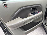 Used 2006 Honda Pilot EX L W/DVD 4DR SUV 4WD in GARNER , NORTH CAROLINA (Photo 9)